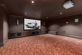 GRAND EUROPEAN CLASSIC LUXURY PROPERTY IN THE BEST BLOCK OF BRITISH PROPERTIES - 1367 Chartwell Dr, West Vancouver